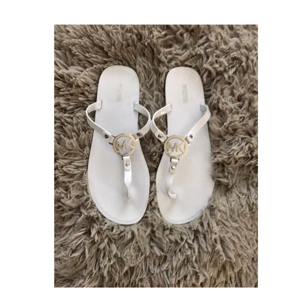 MICHAEL KORS WHITE JELLY SLIPPERS